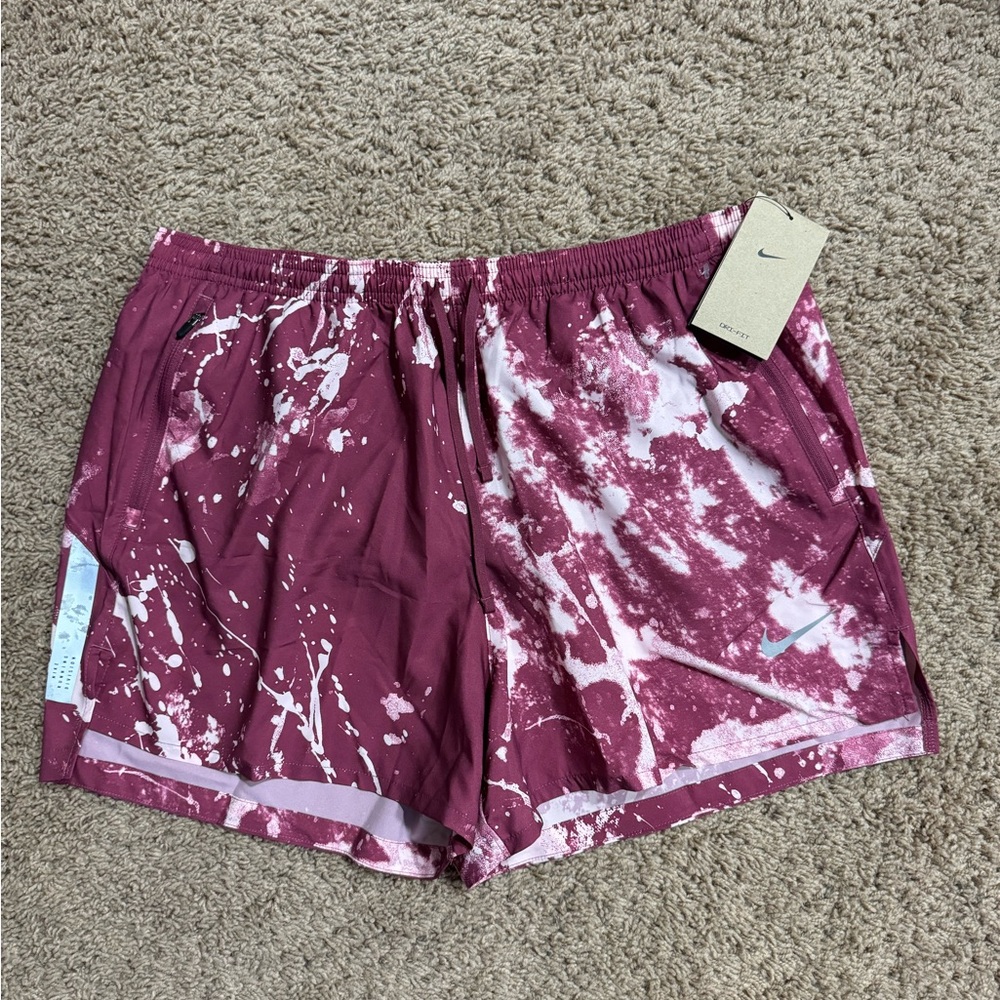 Nike Dri-FIT Run Division Stride 4" Running Shorts